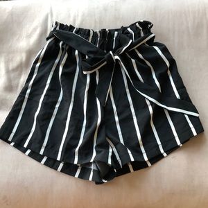 Flowy Tie Up Shorts